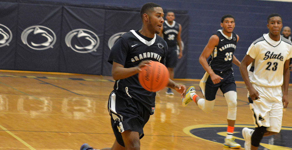 Men&rsquo;s Basketball Picks Up Road Victory At New Kensington