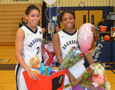 Lions Best Scranton For Senior Day Victory